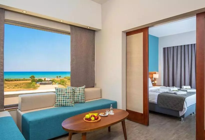 ジュニアスイート, Solimar Aquamarine Resort