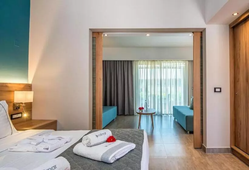 ジュニアスイート, Solimar Aquamarine Resort