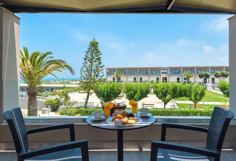 プール付きジュニアスイート, Solimar Aquamarine Resort