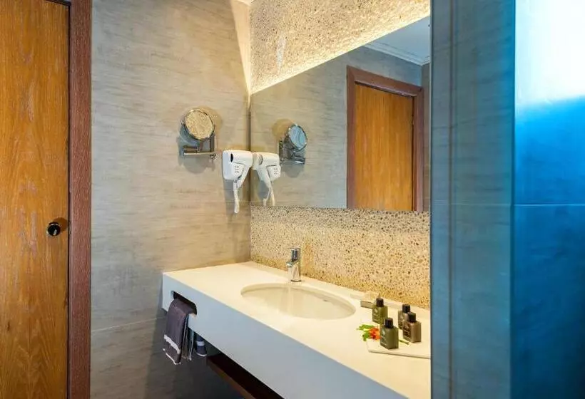 プール付きジュニアスイート, Solimar Aquamarine Resort