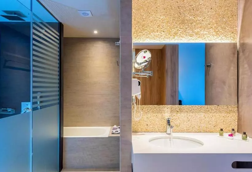 スーペリアースイート, Solimar Aquamarine Resort