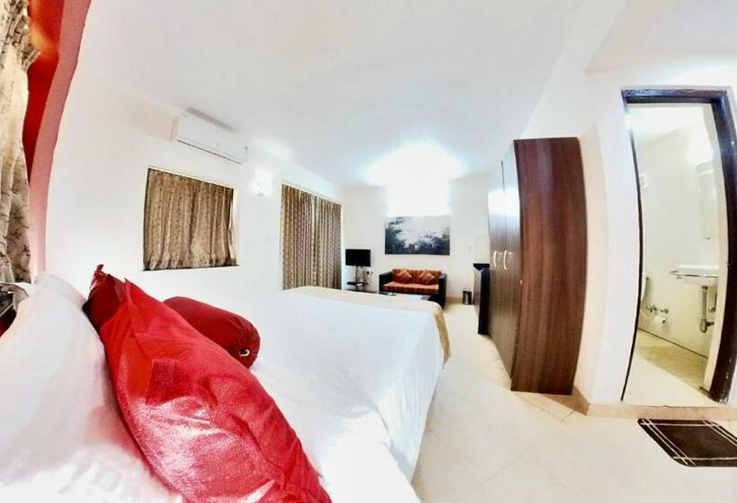 디럭스 룸, Royale Assagao Resort   Near Vagator Beach