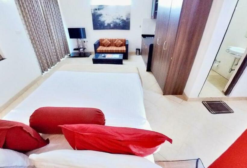 디럭스 룸, Royale Assagao Resort   Near Vagator Beach