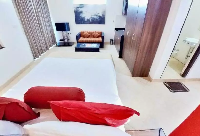 デラックスルーム, Royale Assagao Resort Near Vagator Beach