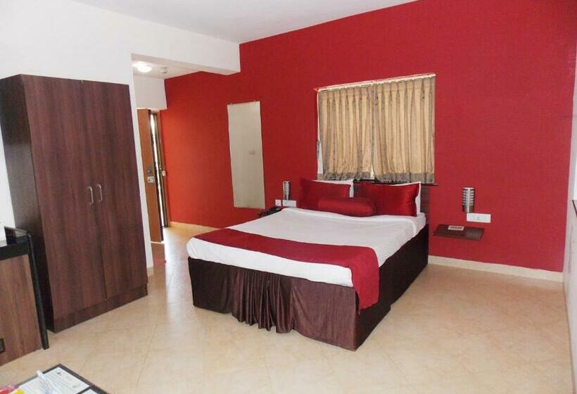 디럭스 룸, Royale Assagao Resort   Near Vagator Beach