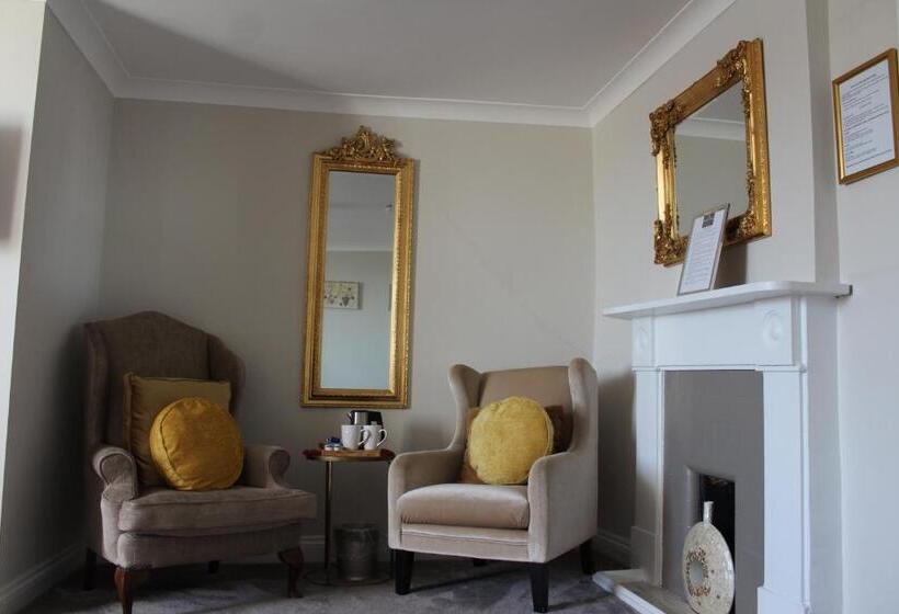 غرفة سوبيريور سرير كينج, The Ship Inn