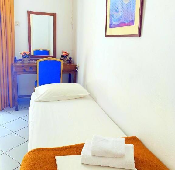 Апартаменты 1 Спальня Вид на Город, Kassavetis Center Hotel Studios & Apartments