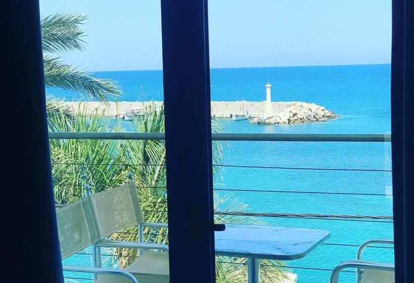 Студия Стандарт Вид на Море, Kassavetis Center Hotel Studios & Apartments