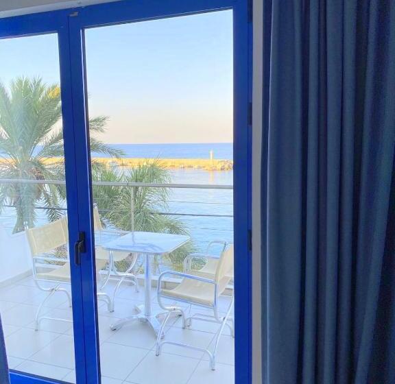 Студия Стандарт Вид на Море, Kassavetis Center Hotel Studios & Apartments