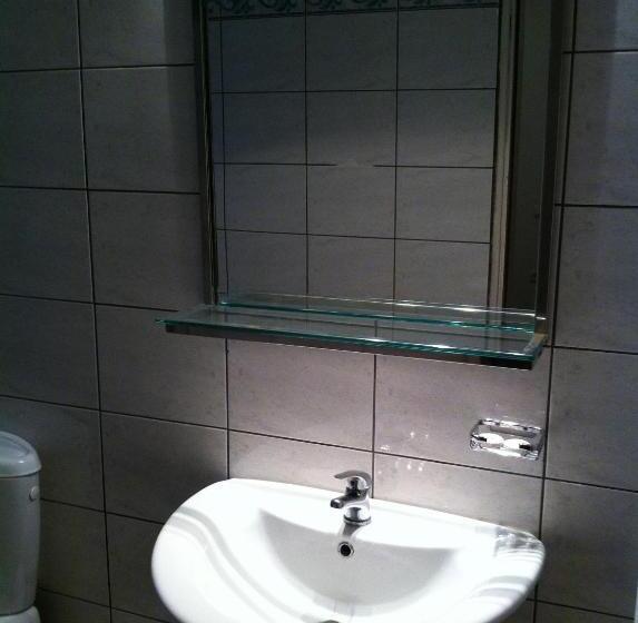 Студия Стандарт, Kassavetis Center Hotel Studios & Apartments