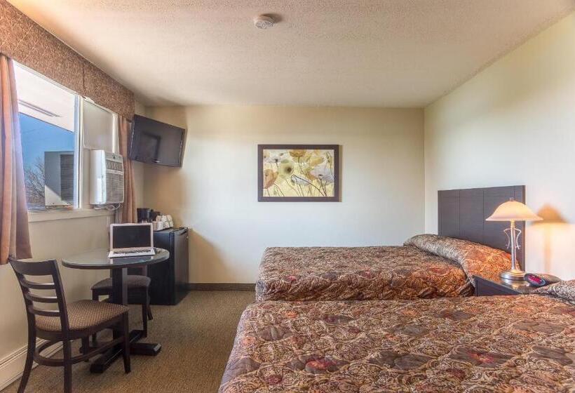 带2个双人床的标准工作室, Motel Et Appartements Du Fleuve