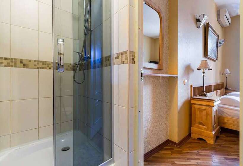 컴포트 룸, Art Hotel Rachmaninov