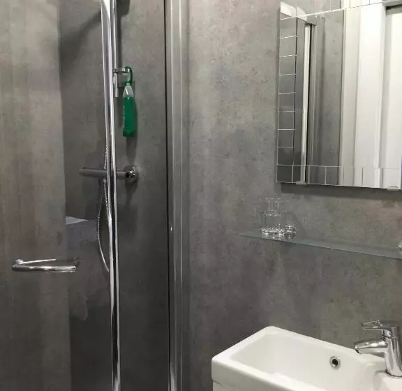 اتاق استاندارد یک نفره, Amaryllis Guest House