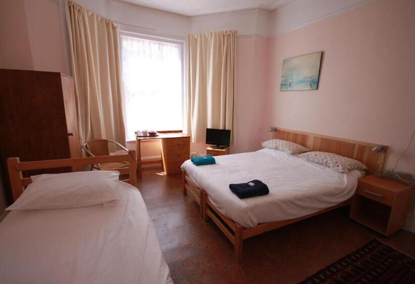 패밀리 룸, Dolphins