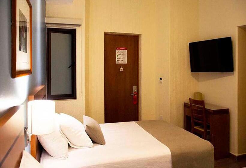 חדר סטנדרט שתי מיטות זוגיות, Abu