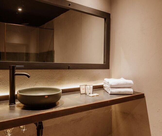 スーペリアールーム, The Art Hotel Medellin