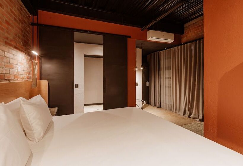 スーペリアールーム, The Art Hotel Medellin