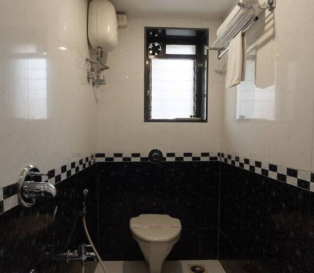 اتاق اجرایی, Avon Ruby Dadar