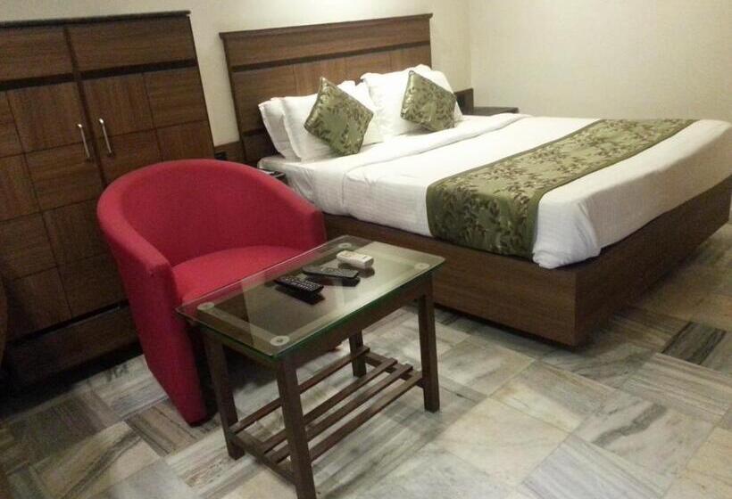 اتاق اجرایی, Avon Ruby Dadar