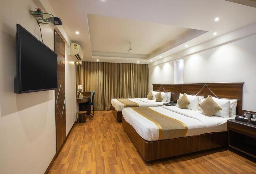 سوییت خانوادگی, Avon Ruby Dadar