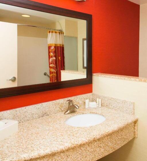 Номер Стандарт, Courtyard Warner Robins