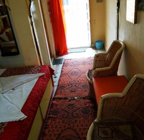 اتاق لوکس, Paradise