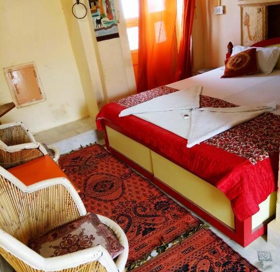 اتاق لوکس, Paradise