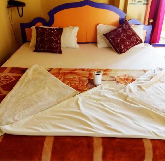 اتاق لوکس, Paradise