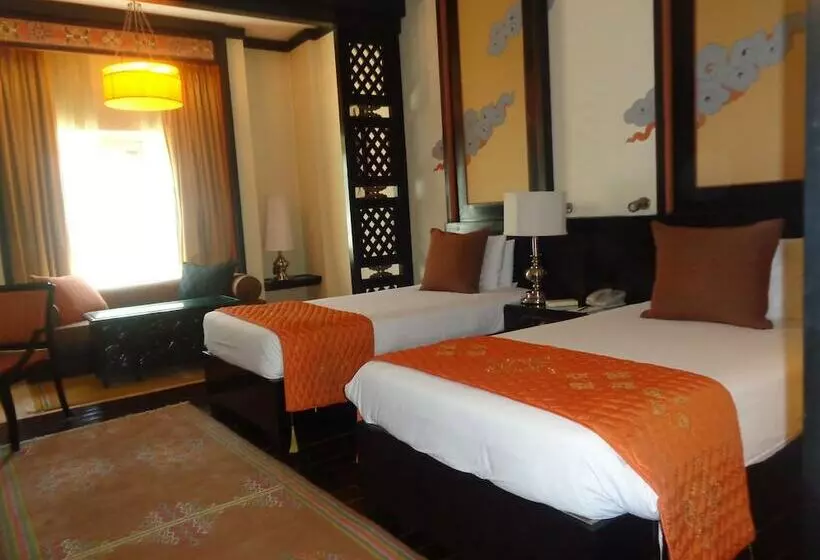 Chambre Deluxe, Pemako
