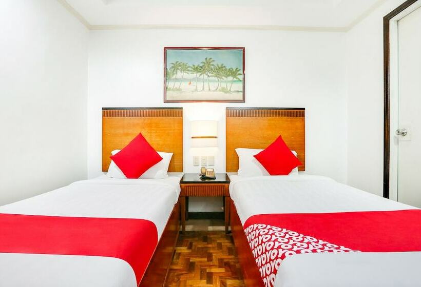 디럭스 룸, Royale Parc Inn & Suites