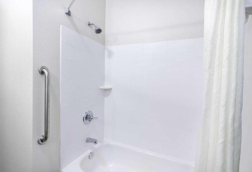 Люкс Кровать Кинг, Sleep Inn & Suites Washington Near Peoria