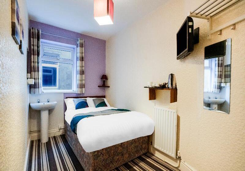 带共用浴室的标准房间, St Kildas, Blackpool Central