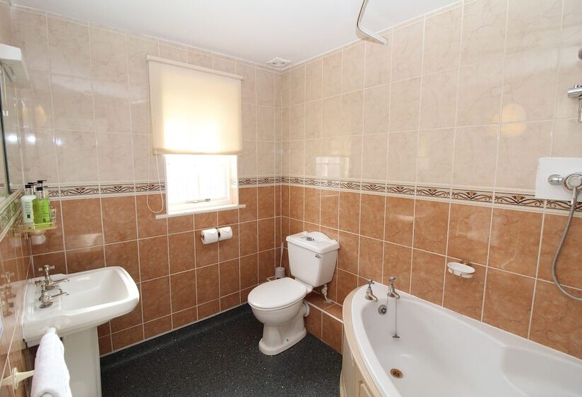 ファミリールーム, The Conningbrook