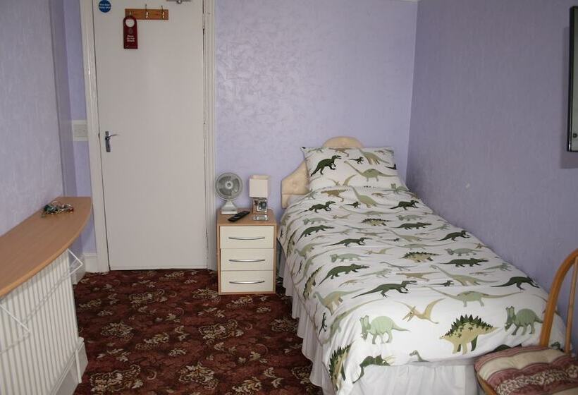 패밀리 룸, The Ryecroft