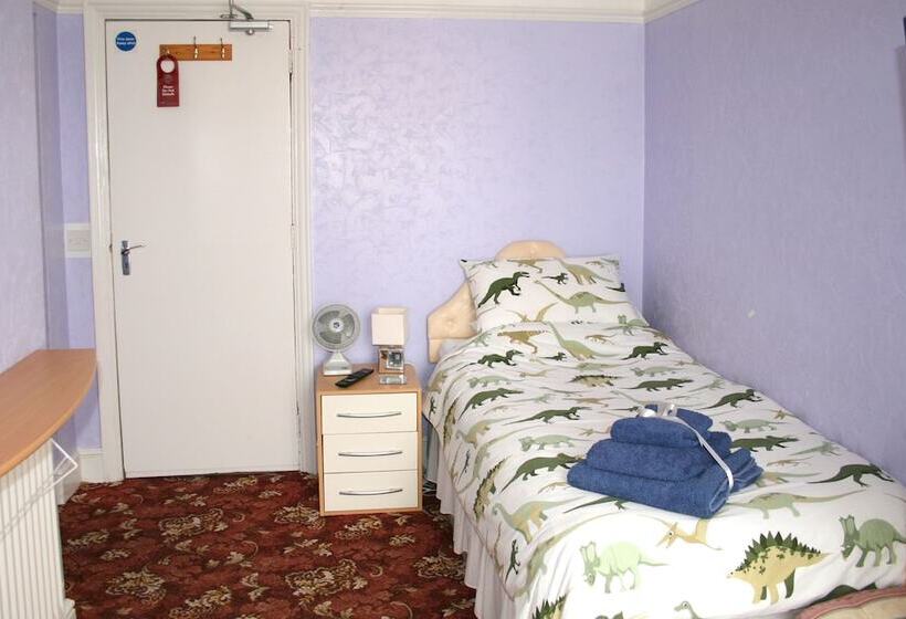 패밀리 룸, The Ryecroft