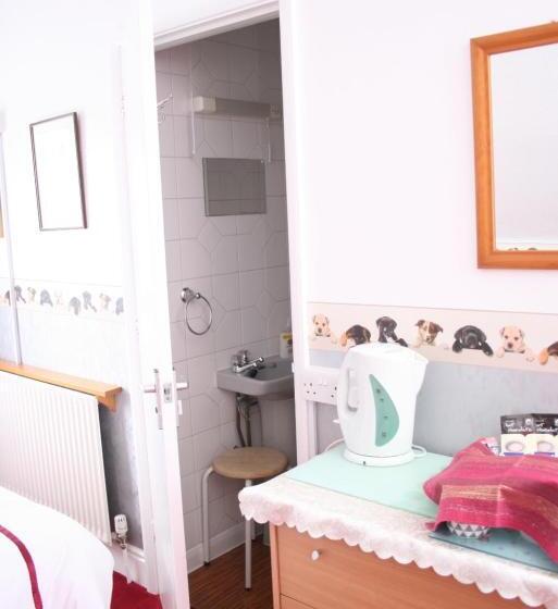 스탠다드 룸, The Ryecroft