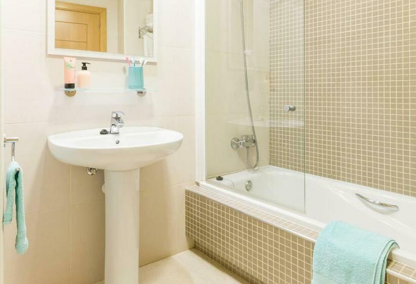 آپارتمان 2 خوابه, Pierre & Vacances Sevilla