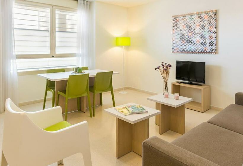 آپارتمان 2 خوابه, Pierre & Vacances Sevilla