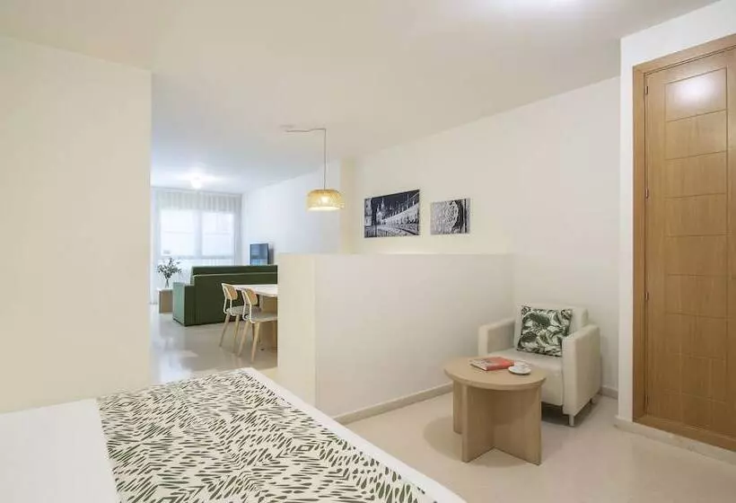 Standard-studio, Pierre & Vacances Sevilla