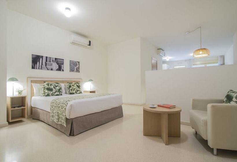 استودیوی استاندارد, Pierre & Vacances Sevilla