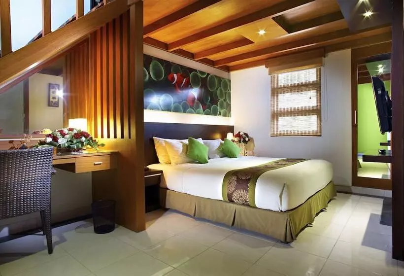 سوئیت خانواده 2 خوابه, The Banyumas Villa