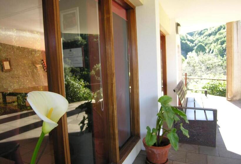 클래식 4인 룸, Albergue De Bolico