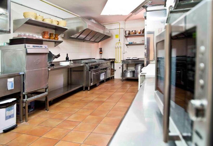 클래식 4인 룸, Albergue De Bolico