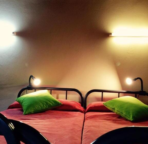 패밀리 룸, Albergue De Bolico