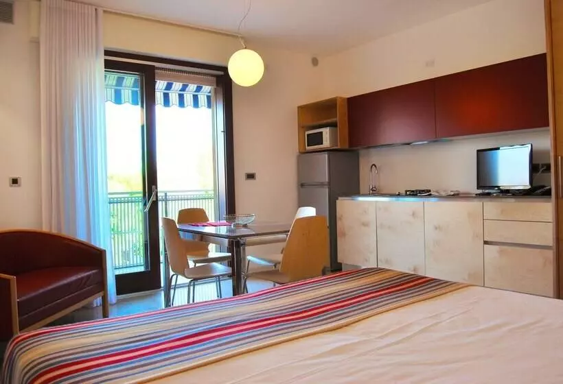 Superior studio with balcony, Aparthotel Albatros