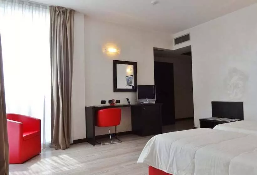 اتاق استاندارد, B&b Hotel Park Hotel Cassano