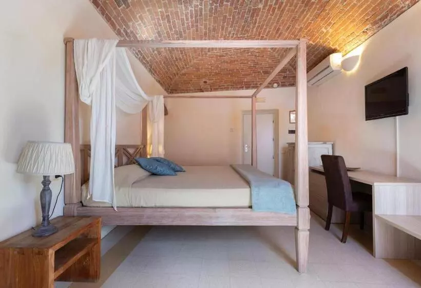 Deluxe Kolmen Hengen Huone, Al Convento