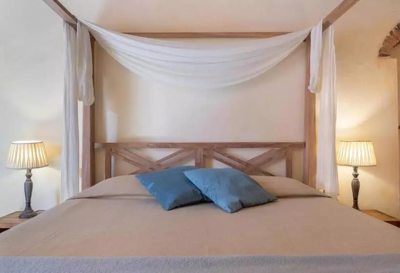 Deluxe Kolmen Hengen Huone, Al Convento