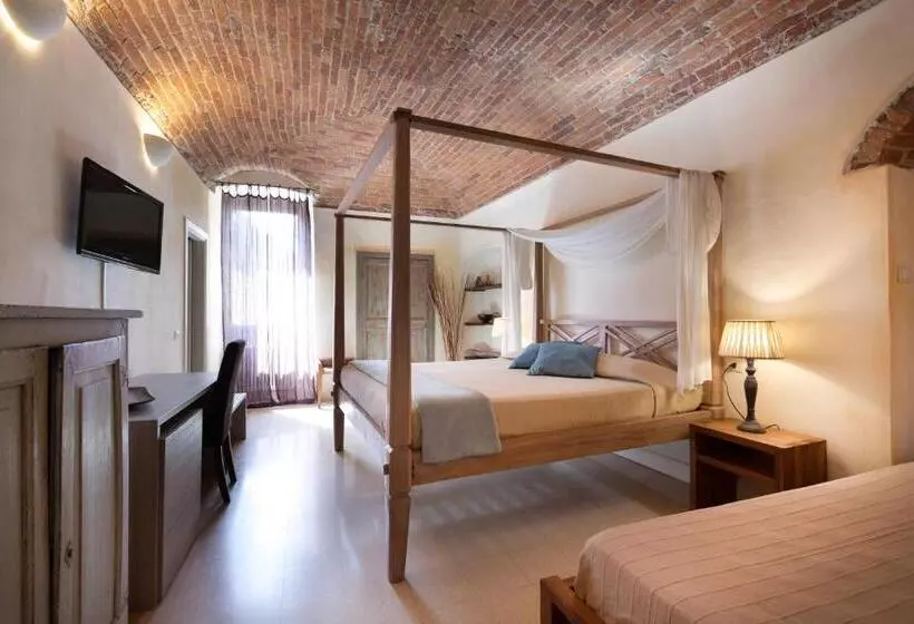 Deluxe Kolmen Hengen Huone, Al Convento
