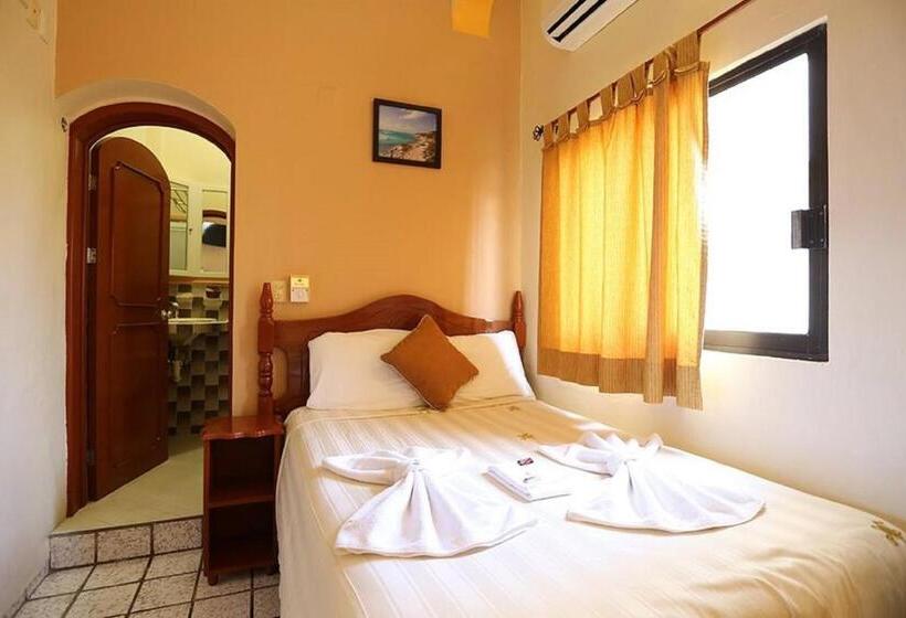 클래식 룸, & Restaurant Bucaneros, Isla Mujeres